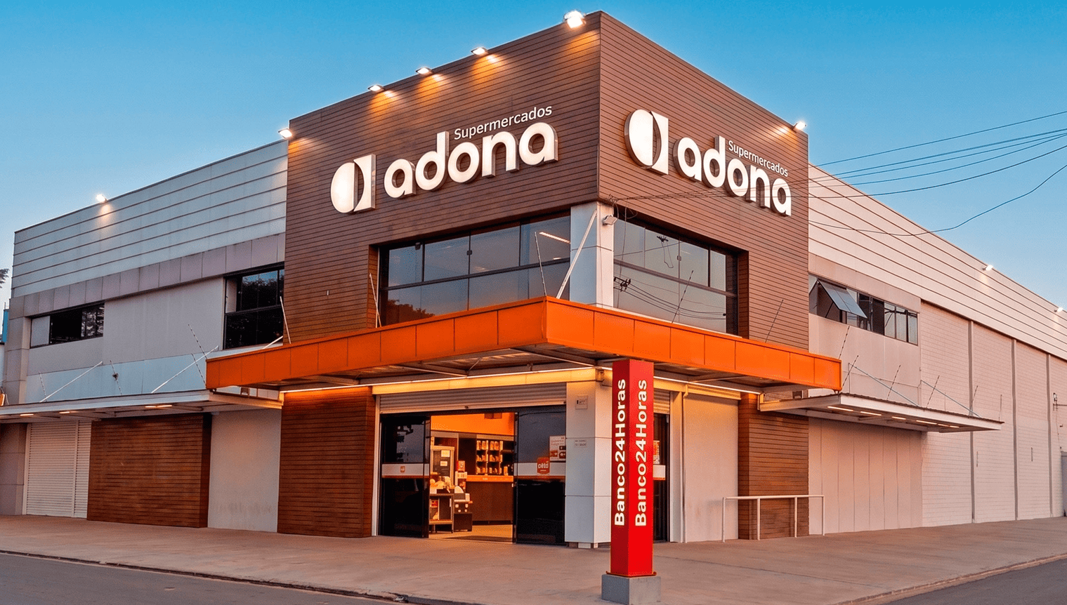 Nova fachada da adona